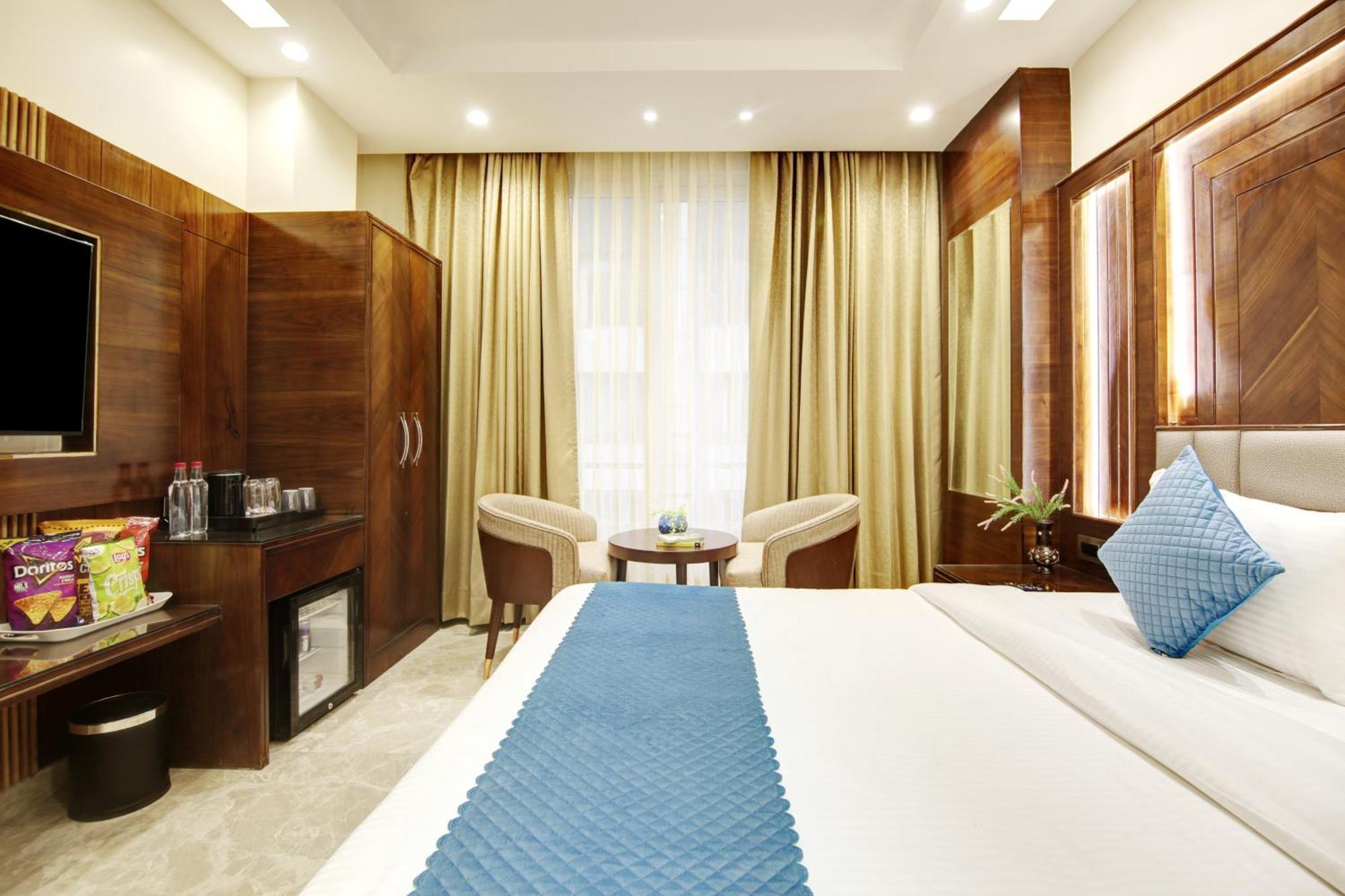 The Vanson Pride Delhi Nueva Delhi Exterior foto